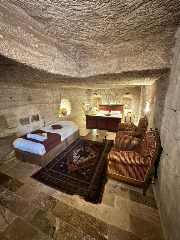 Turan Cappadocia Cave - Triple Room