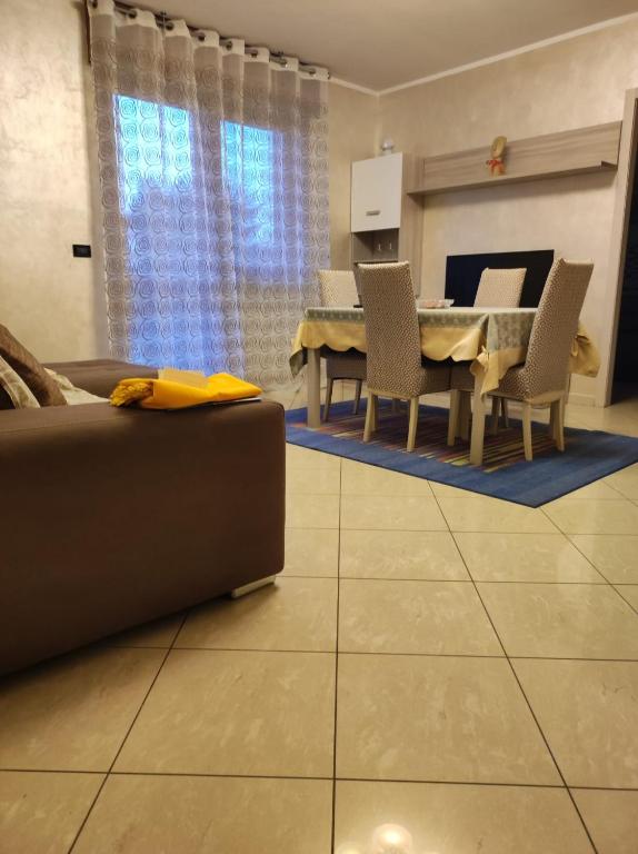 Posezení v ubytování Spazioso appartamento su due piani