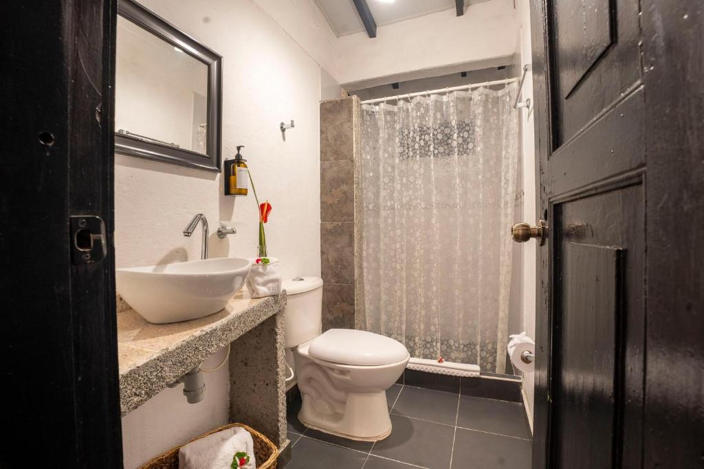 Koupelna v ubytování La Herradura lodge