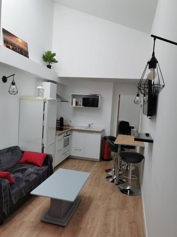 Photo de la galerie de l'établissement Logement entier à 10 minutes du cœur d'Angers, à Angers
