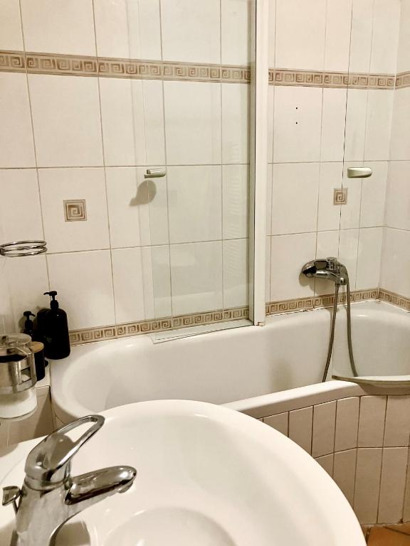 Prague Romantic Apartment near Charles Bridge