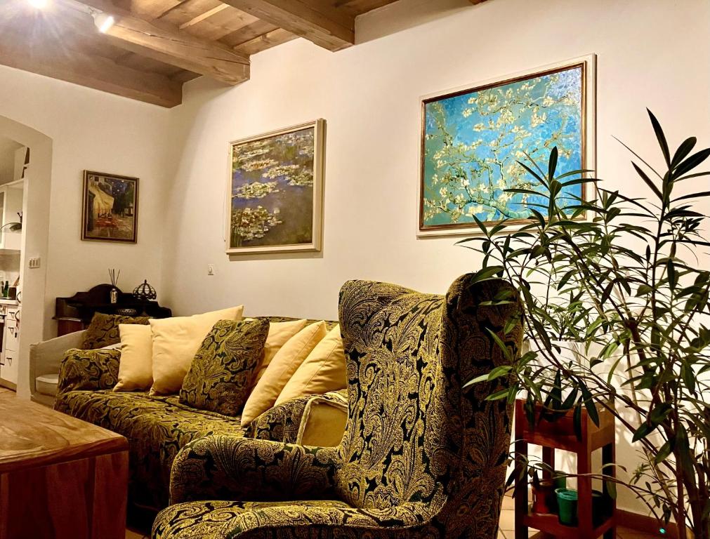 Prague Romantic Apartment near Charles Bridge