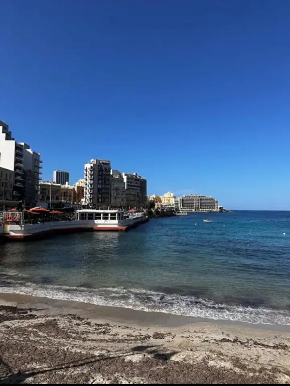 Luxury Apartment in Sliema Beach