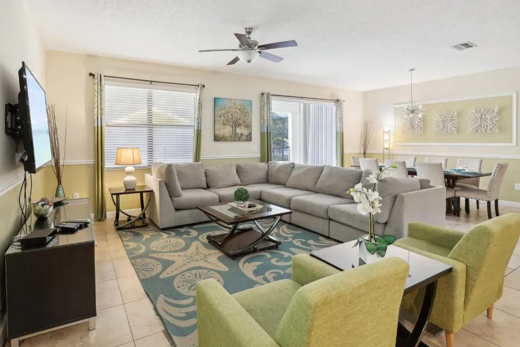 Upstay Family Home w Pool & Cinema ChampionsGate