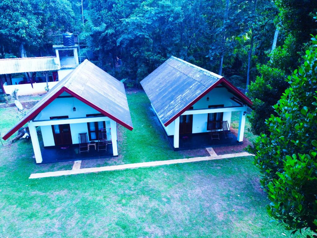 Tòa nhà nơi khách sạn tọa lạc