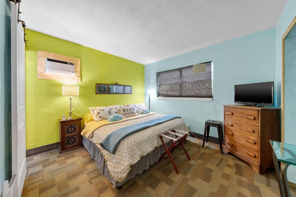 Blue Bell Apartment Hotel photo