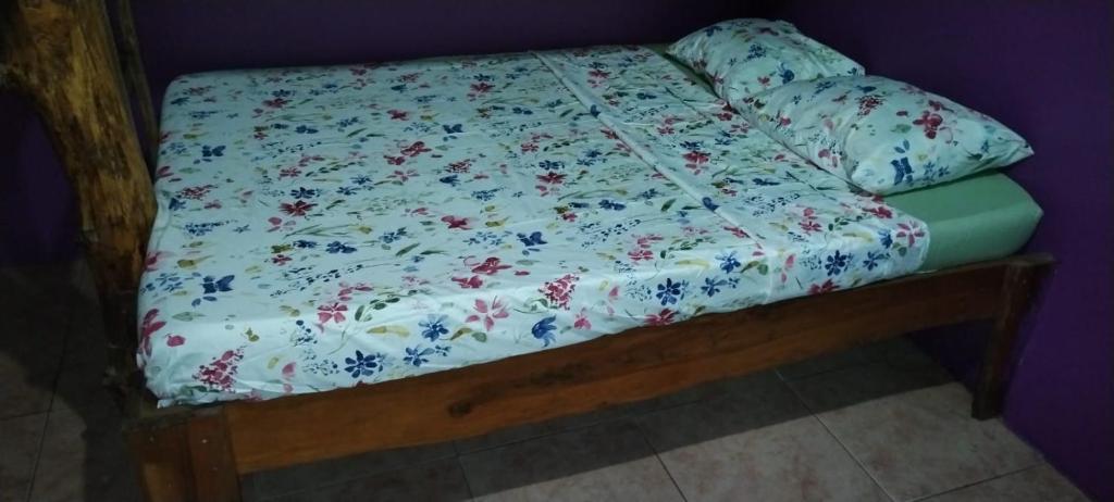 Postel nebo postele na pokoji v ubytování Gringo Petes Too