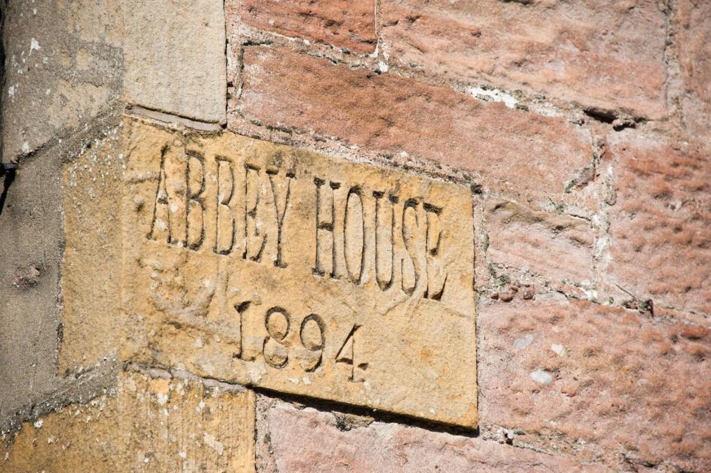 Certifikát, hodnocení, plakát nebo jiný dokument vystavený v ubytování Alban and Abbey House