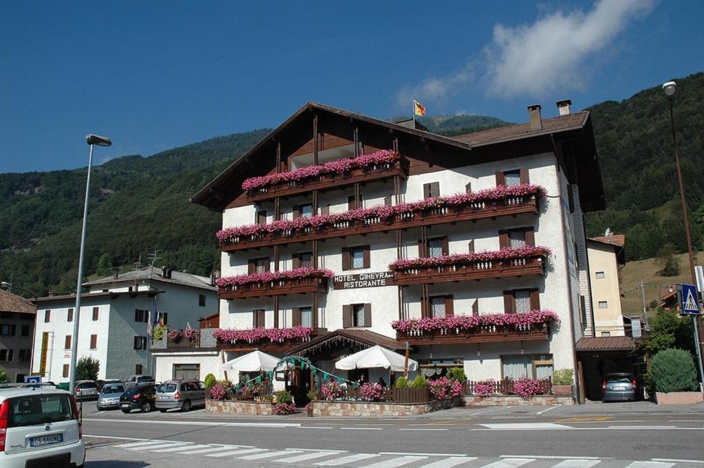 Gallery image of Albergo Ginevra in Roncone