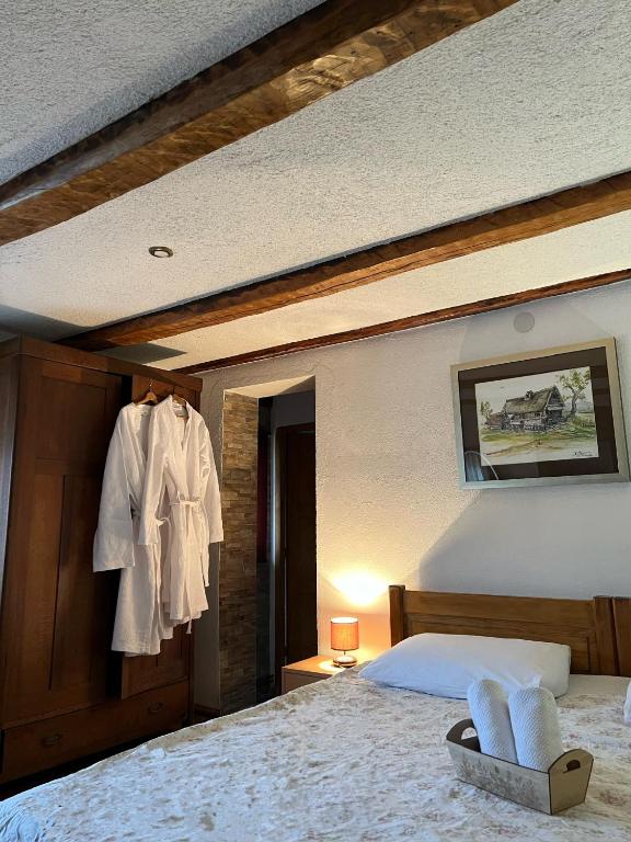 Posteľ alebo postele v izbe v ubytovaní Kuća za odmor DIKKA Brušane Lika