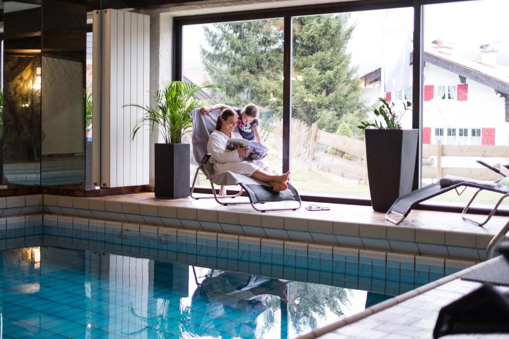 Bazén v ubytování Hotel Tannhof nebo v jeho okolí