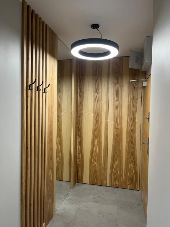 Fotografie z fotogalerie ubytování Jesionowe Apartamenty nad Odrą, Stare Miasto, Sauna w jednym, Klimatyzacja , Garaż podziemny 0 zł, Odra River , Old Town, New building, Air conditioning, Sauna only in one, Underground garage FREE ve Vratislavi