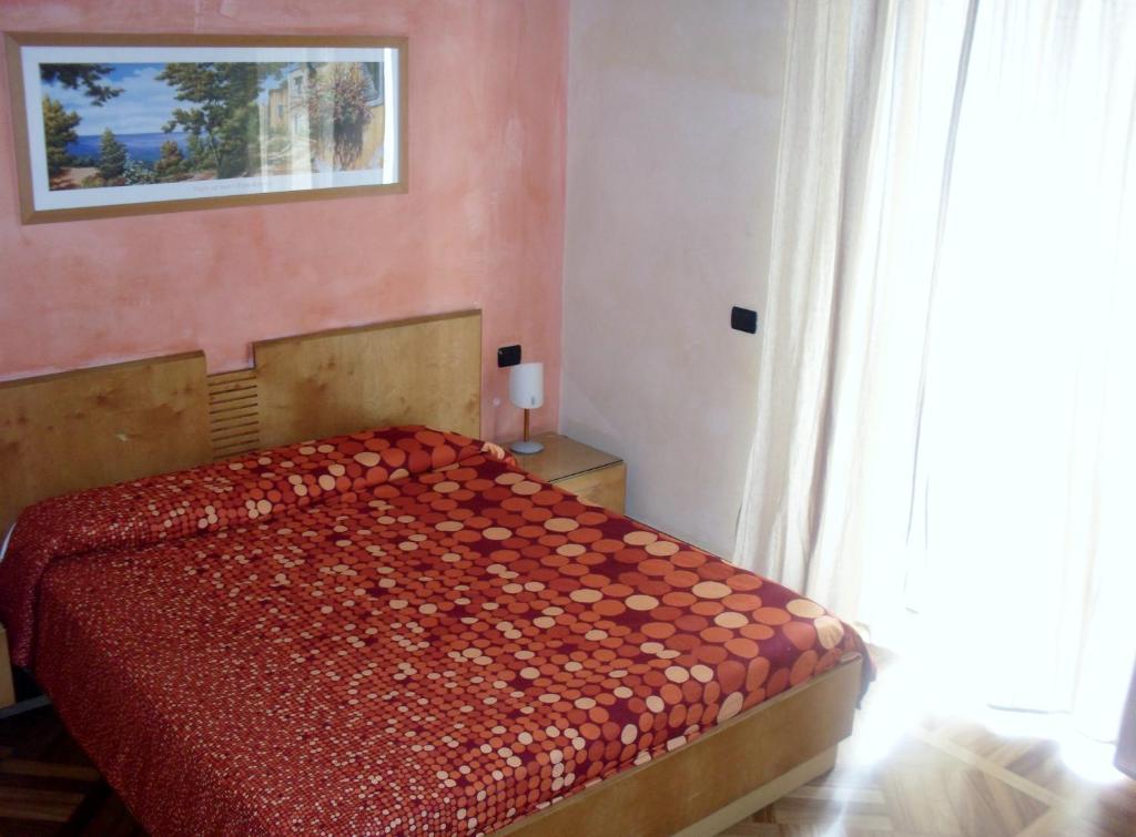 Hotel Clarean - Economy Double Room With Balcony - Single Use