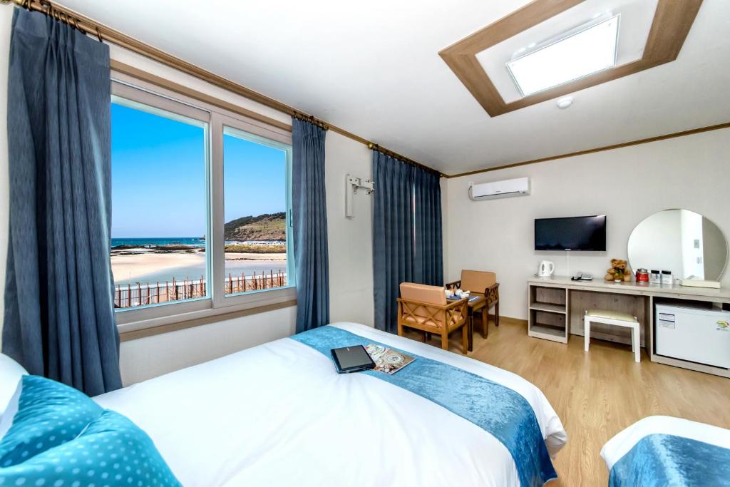 Gallery image of Beach Story Hotel in Jeju