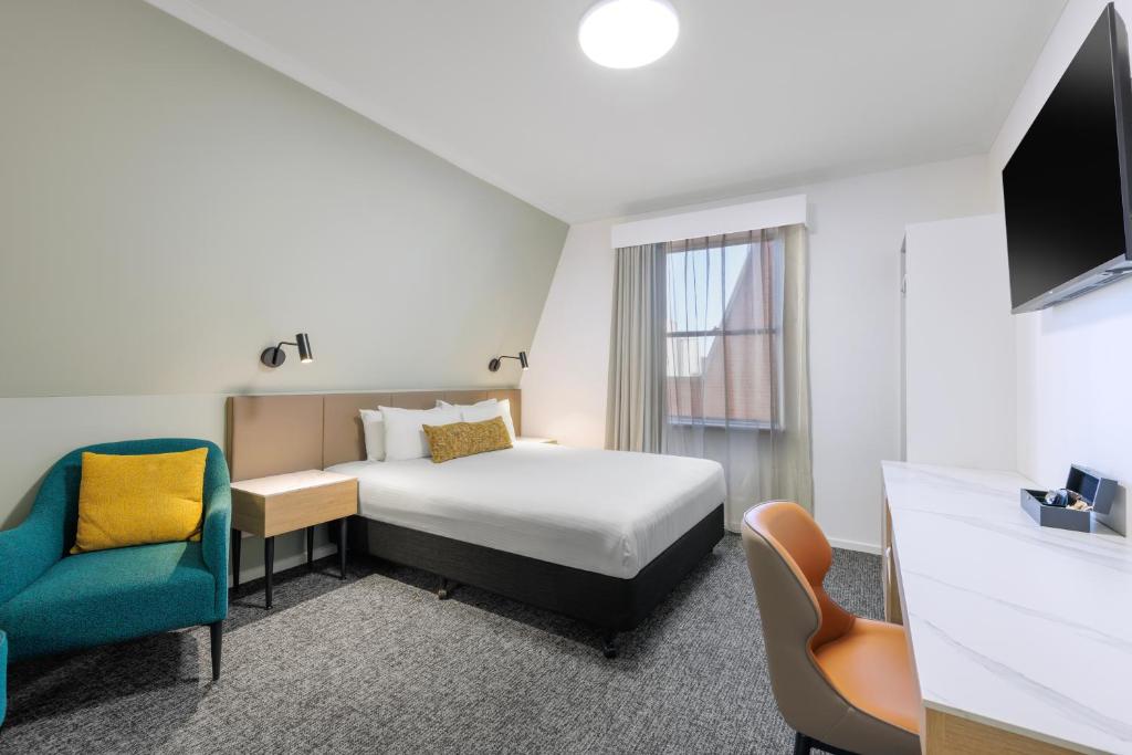 The Chancellor on Currie - Resim 41