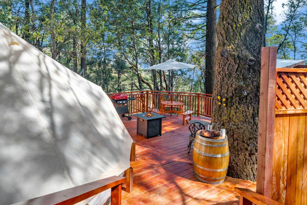Mays Luxury Farmstay Yurt On Top, Los Gatos (updated prices 2025)