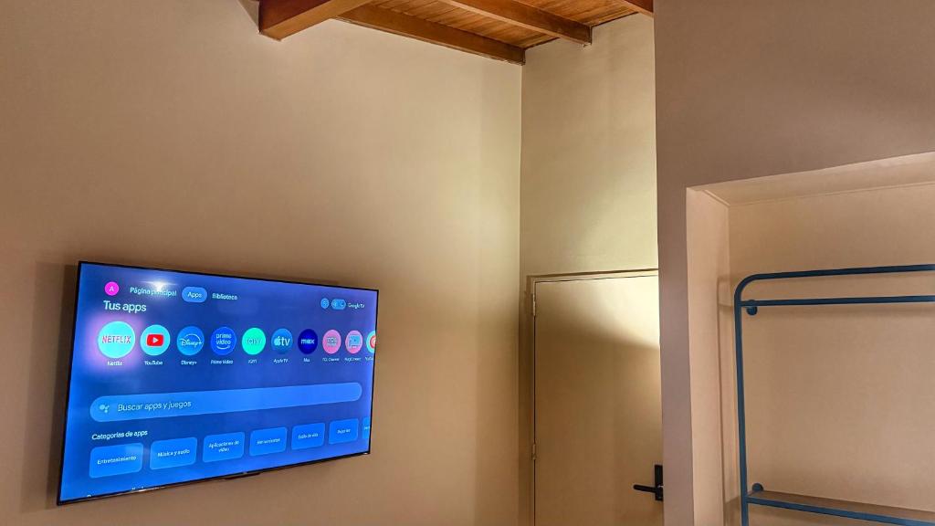 TV a/nebo společenská místnost v ubytování Autenthico Provenza Hotel Medellin