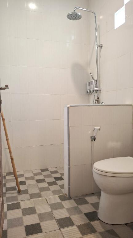 Blue Harbor Beachfront Villas & Resto - 10