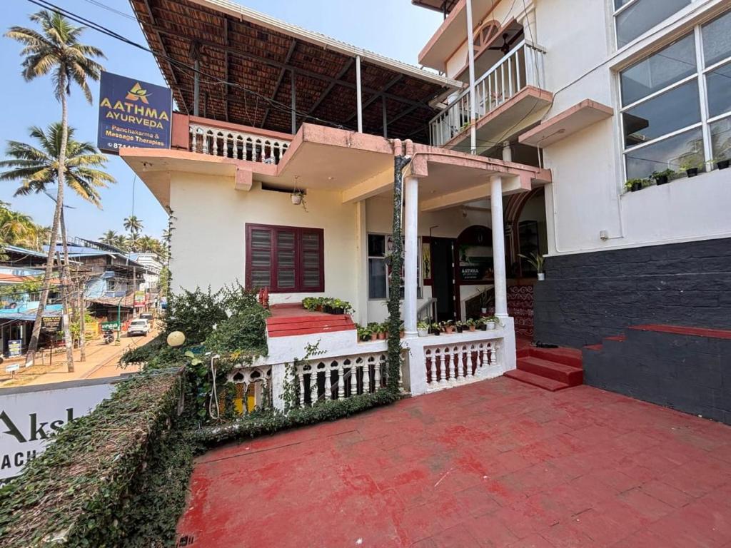 Balkón nebo terasa v ubytování Akshay Beach Resort