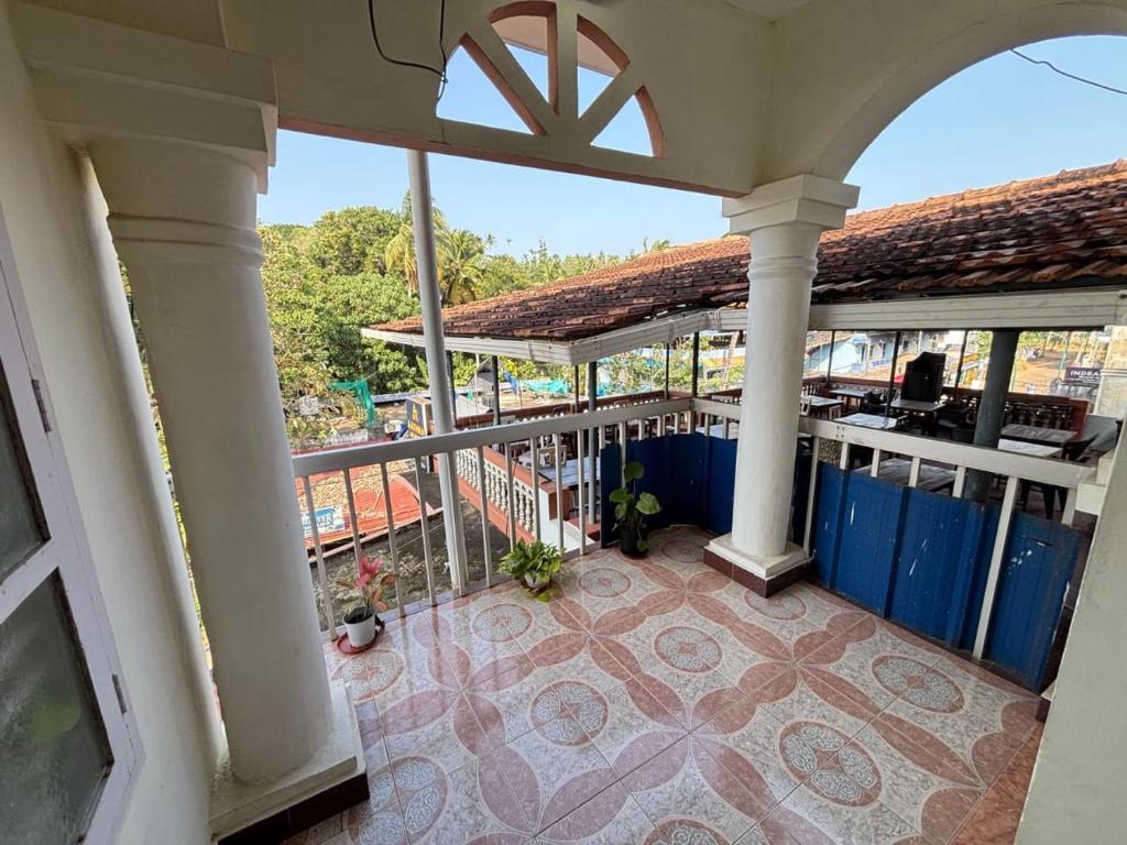 Balkón nebo terasa v ubytování Akshay Beach Resort