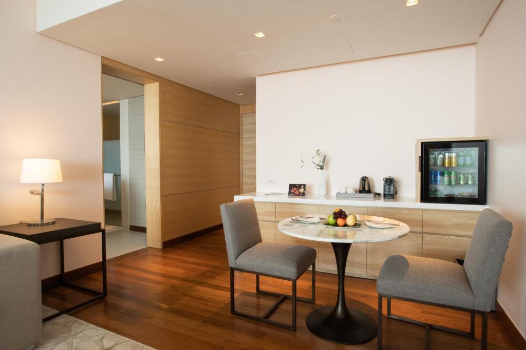 Avani Plus Riverside Bangkok Hotel - Resim 8