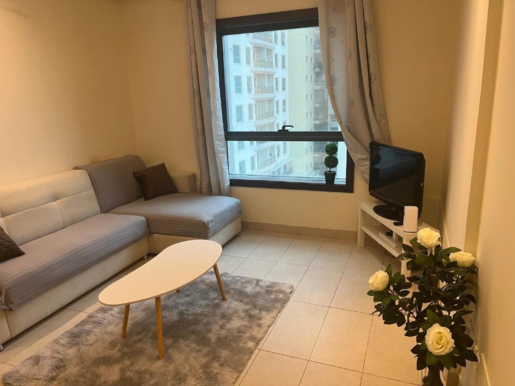 Istumisnurk majutusasutuses Waterfront comfort appartmentشقة بانوراما إطلاله على البحيرة