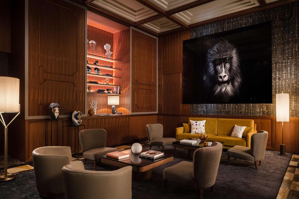 Uma área de estar em Anantara Palazzo Naiadi Rome Hotel - A Leading Hotel of the World