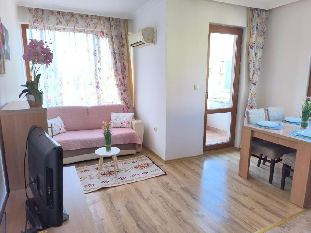 Apartment Rilska - Center and Sea Garden