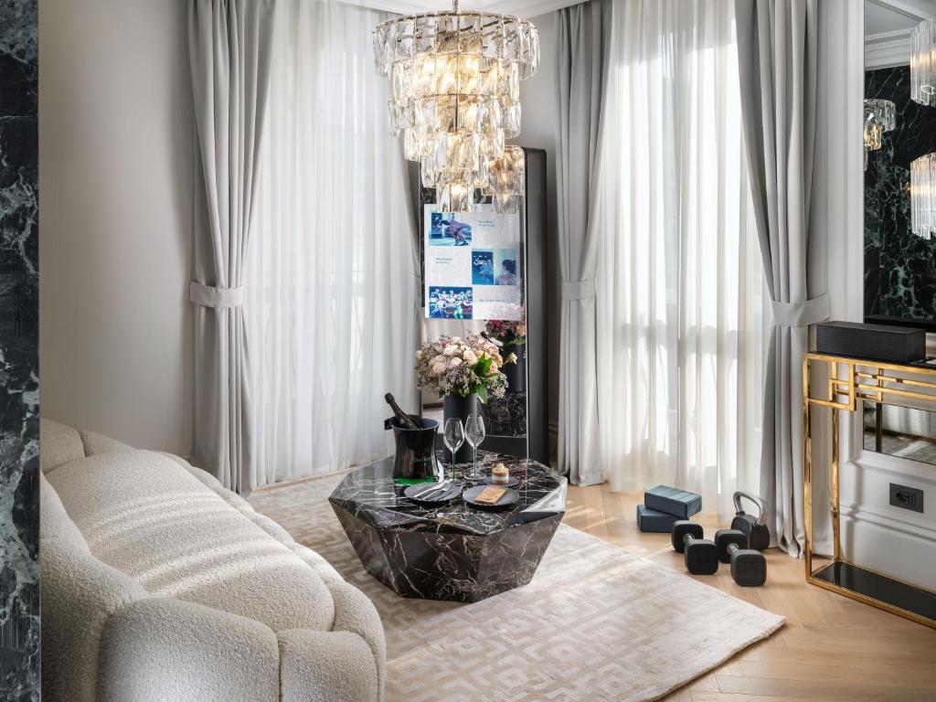 Posezení v ubytování The Plein Hotel - Small Luxury Hotels of the World