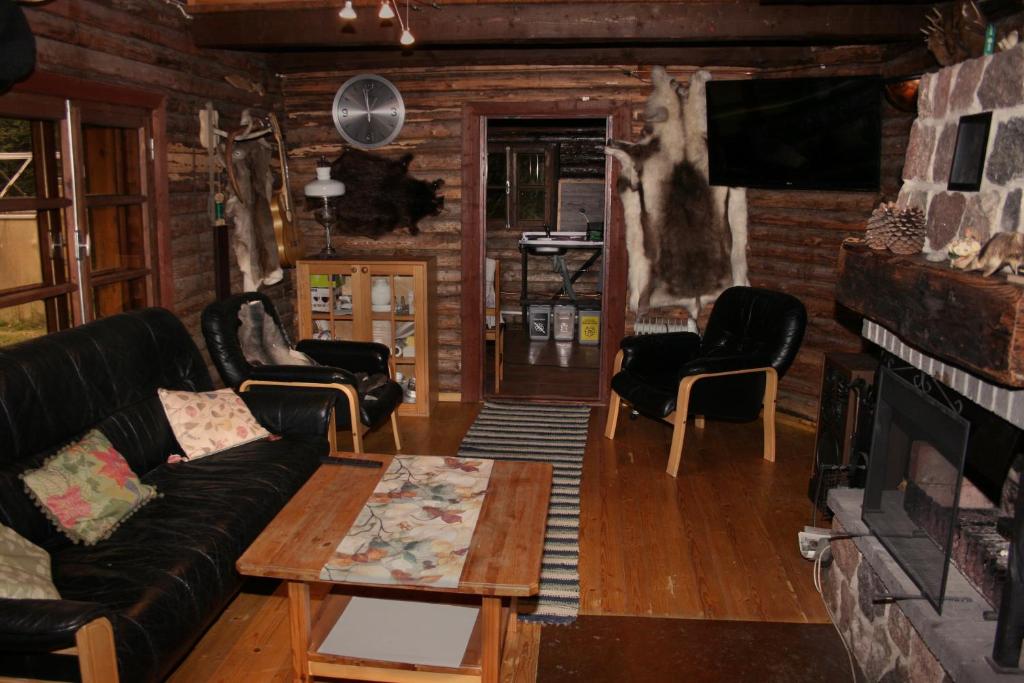 Posezení v ubytování Cozy and spacious accommodation with a sauna in Tartu!