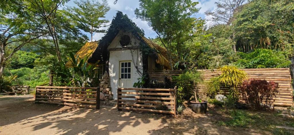 ธารทอง ลอดจ์ Tharnthong Lodge - One-Bedroom Suite