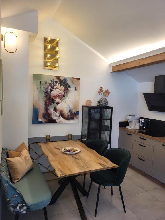 Η κουζίνα ή μικρή κουζίνα στο NEUERÖFFNUNG Angies Loft