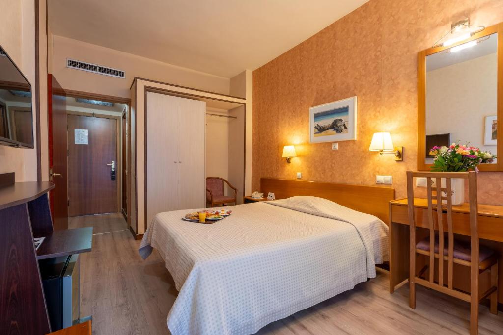 Queen Olga Hotel - Resim 11