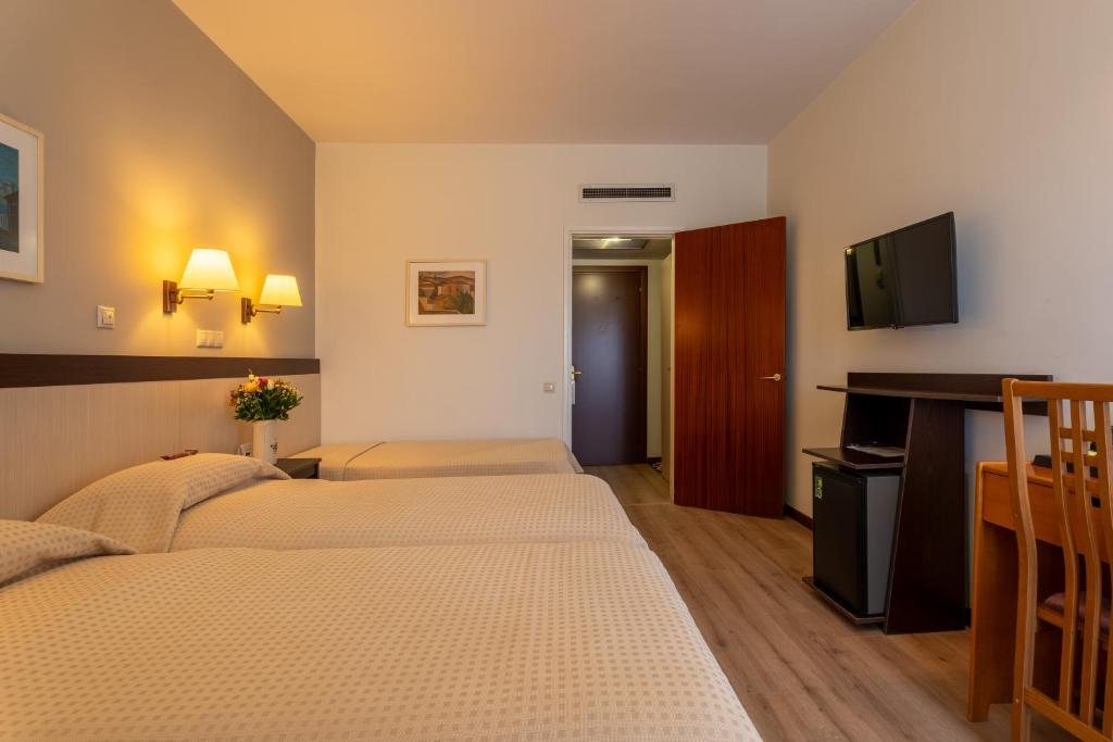 Queen Olga Hotel - Resim 12