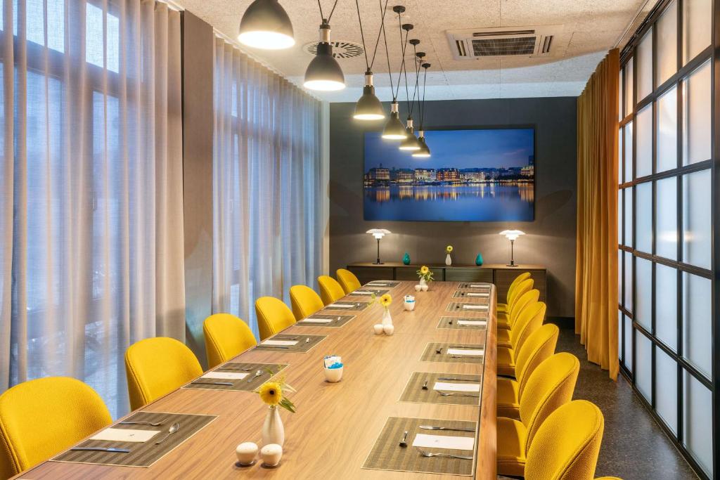 NH Hamburg Altona - Resim 45