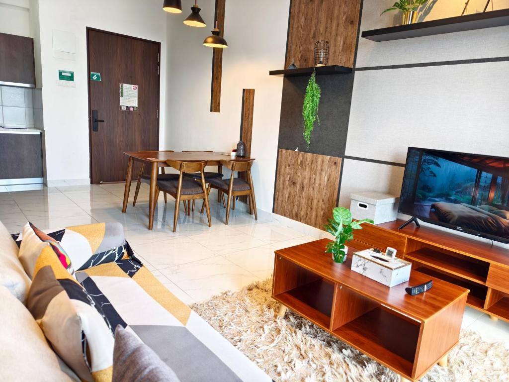TV a/nebo společenská místnost v ubytování Troika Kota Bharu by Salaam Suites
