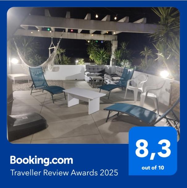 Fotografia z galérie ubytovania Atico of 3 rooms, total 130m² just for you with a 60 m² terrace, swimming pool, mountain and marina view. v destinácii Roses