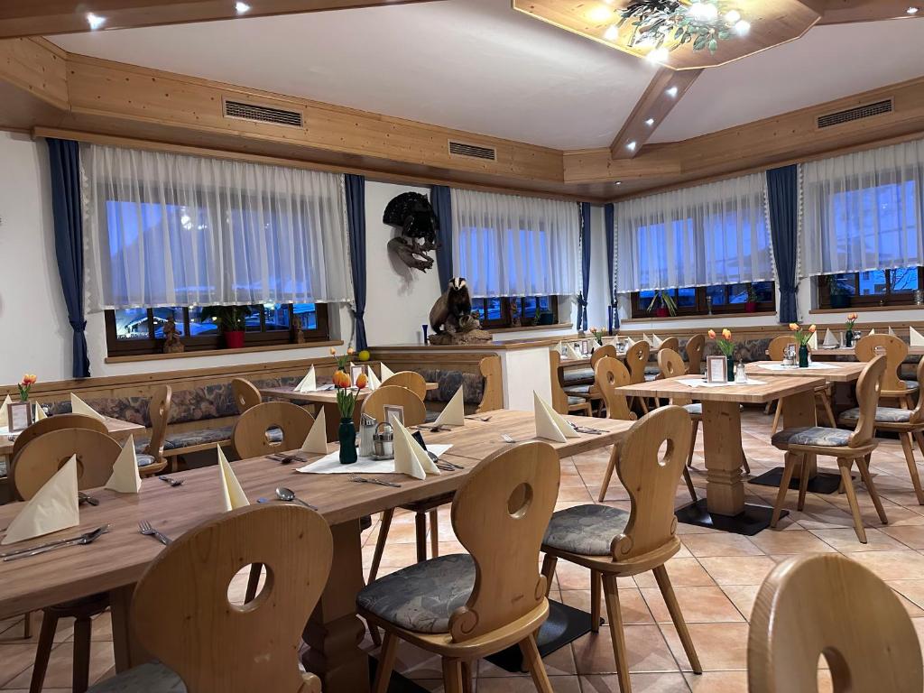 Restaurace v ubytování Hotel Wasserfall - including Summercard