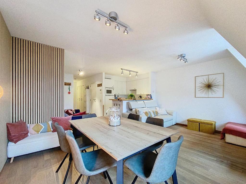 Posezení v ubytování Appartement 'Emmy' in Oostduinkerke - Bad