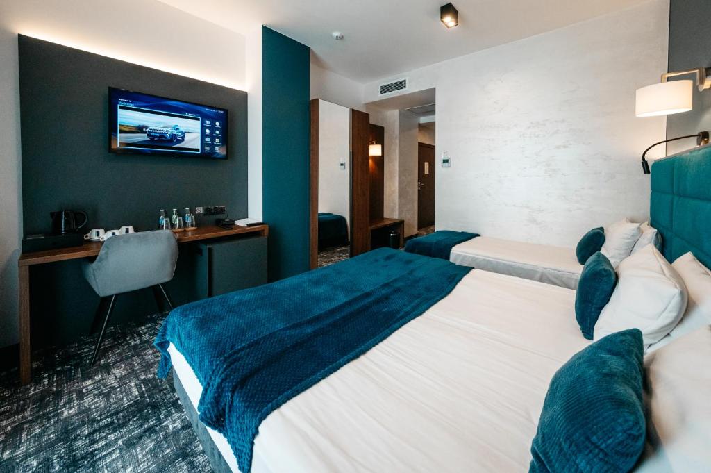 Hotel Wiki Sanok Events & Bowling - Superior Triple Room