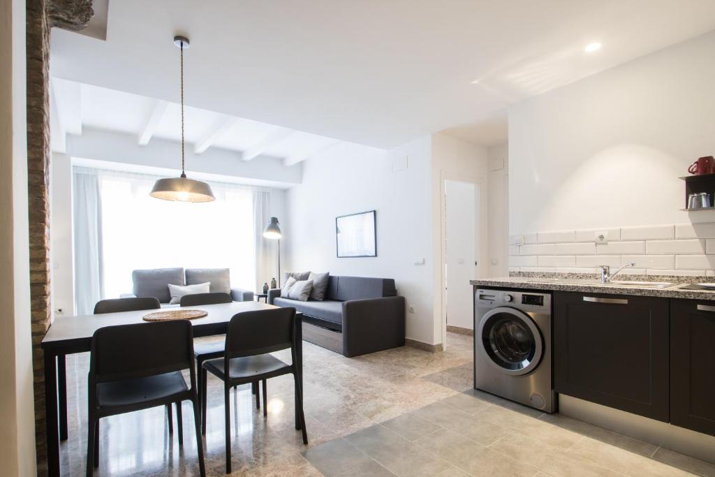 Apartamentos La Marina
