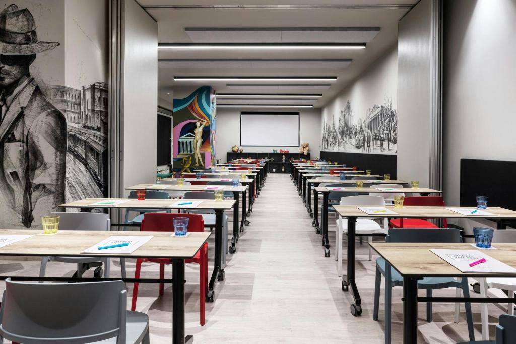 Moxy Athens City - Resim 44