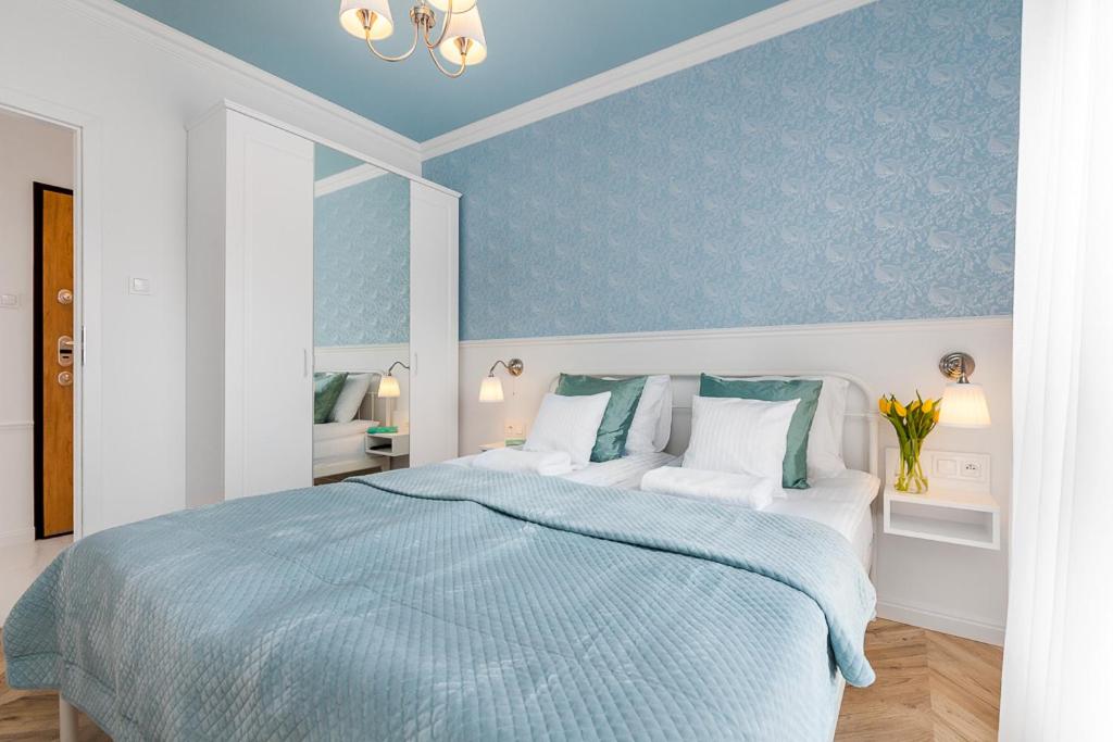 Flatbook - Old Town Deluxe Apartments with Sauna and Parking - 17