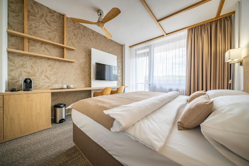 Hotel Adamantino - 11