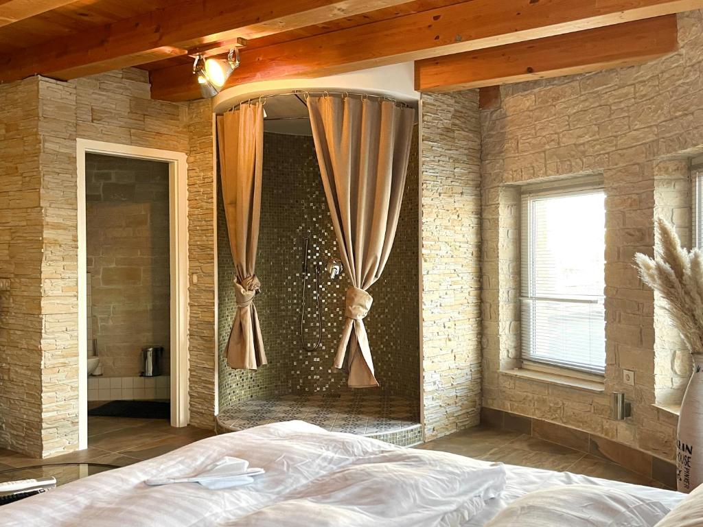 Hotel Zur alten Stadtkellerei Leipzig - Resim 12