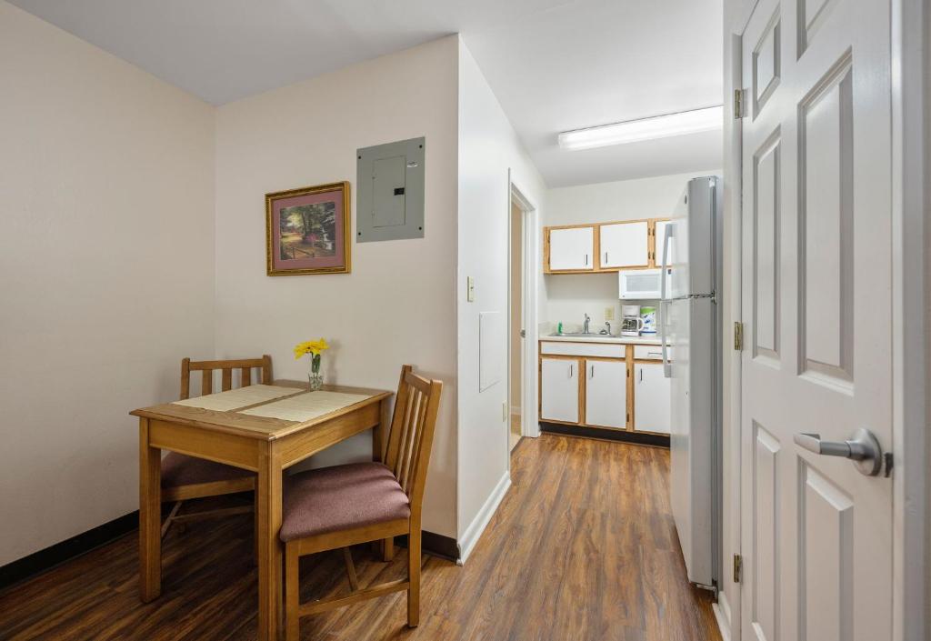 Affordable Suites Greenville - Estudio