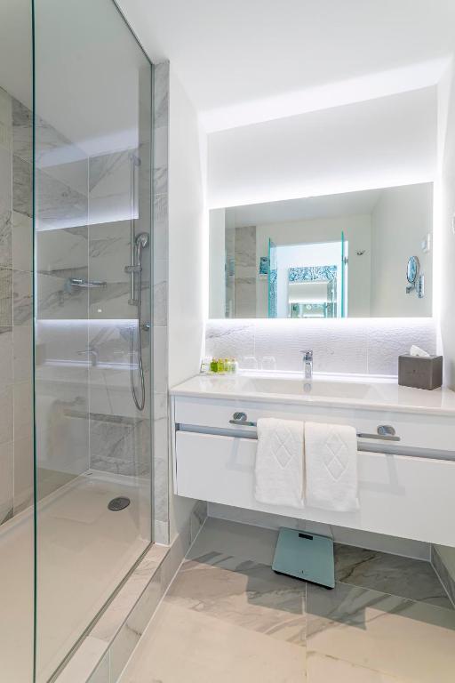 Kúpeľňa v ubytovaní Amadria Park Family Hotel Jakov