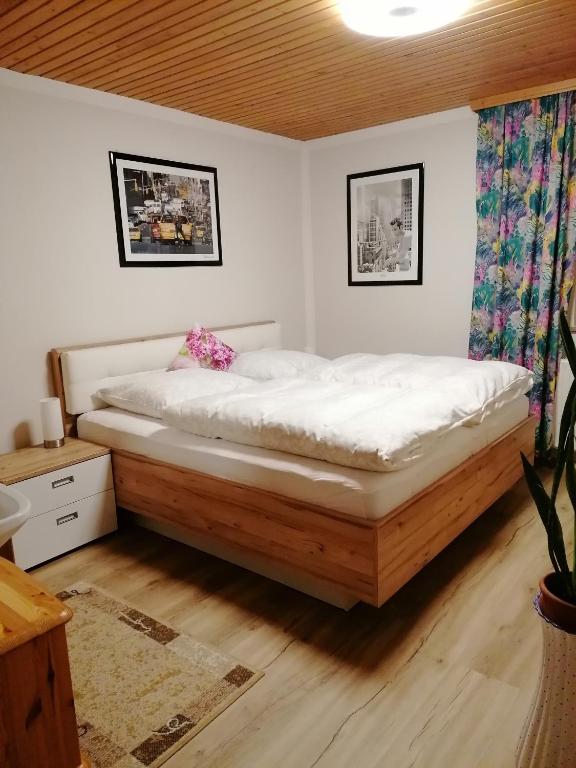 Posteľ alebo postele v izbe v ubytovaní St. Andrä im Lungau - Ruhe und Natur