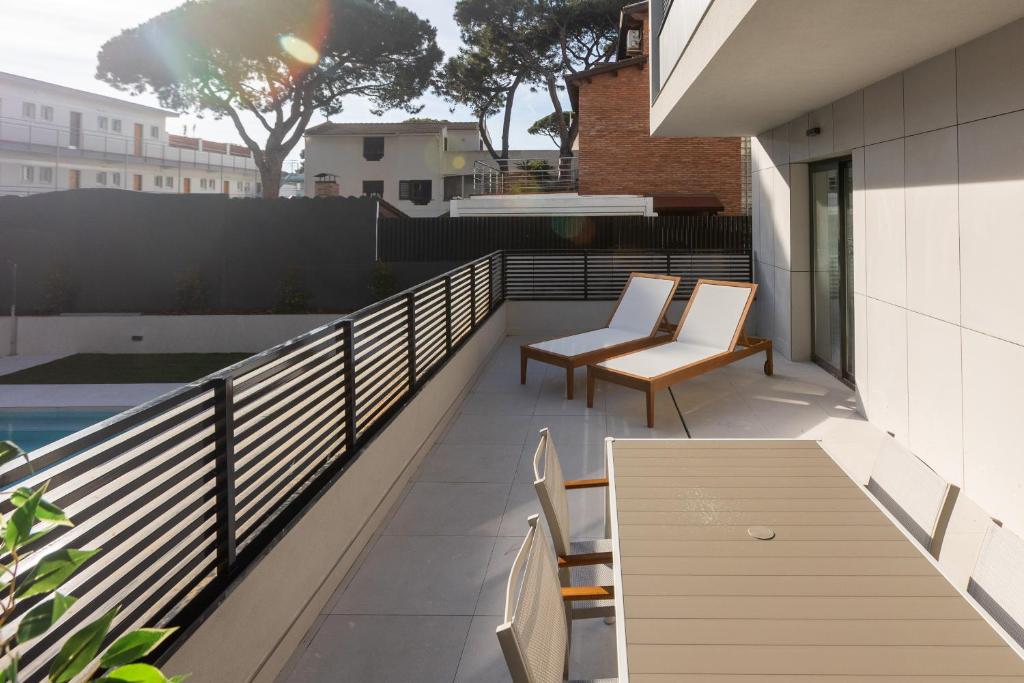 Fels Apartments - Two-Bedroom Apartment With Terrace