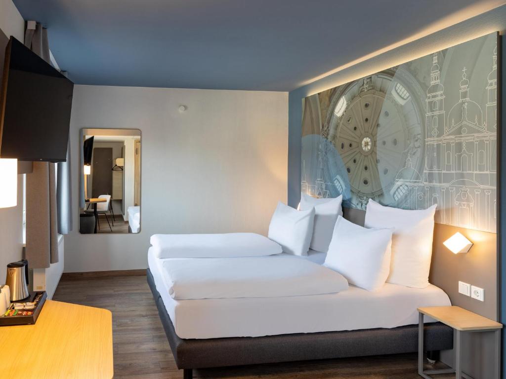 Voodi või voodid majutusasutuse B&B HOTEL Fulda-Hbf toas